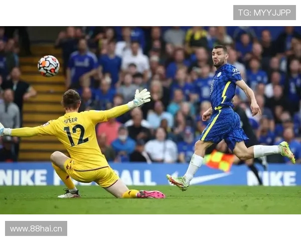 科瓦契奇后场持球推进的战术作用解析